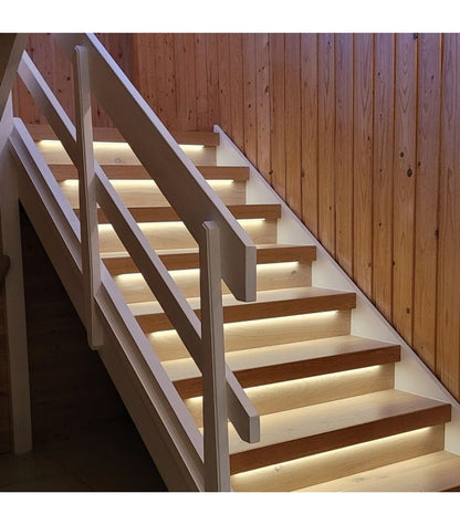 Trappe LED COB stripsæt - Op til 16 trin, 11W per trin, 24V, IP20, tænd/sluk
